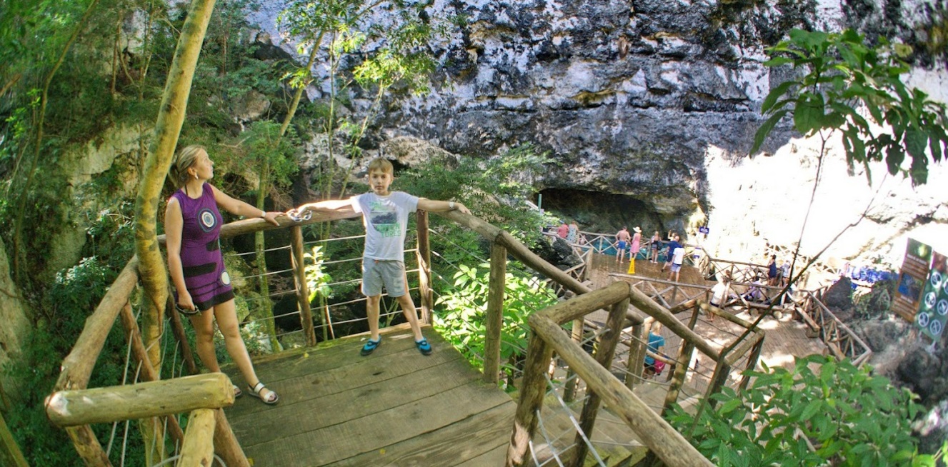 Hoyo Azul Punta Cana